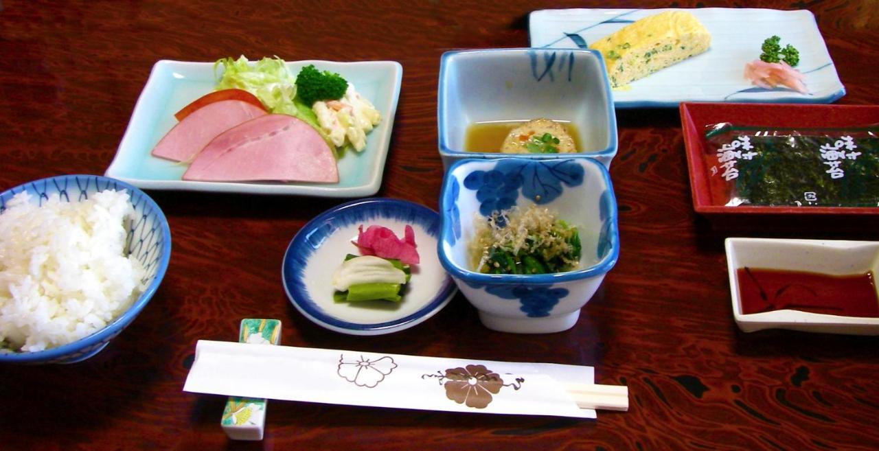שיגה קוגן Shiga Swiss Inn מראה חיצוני תמונה